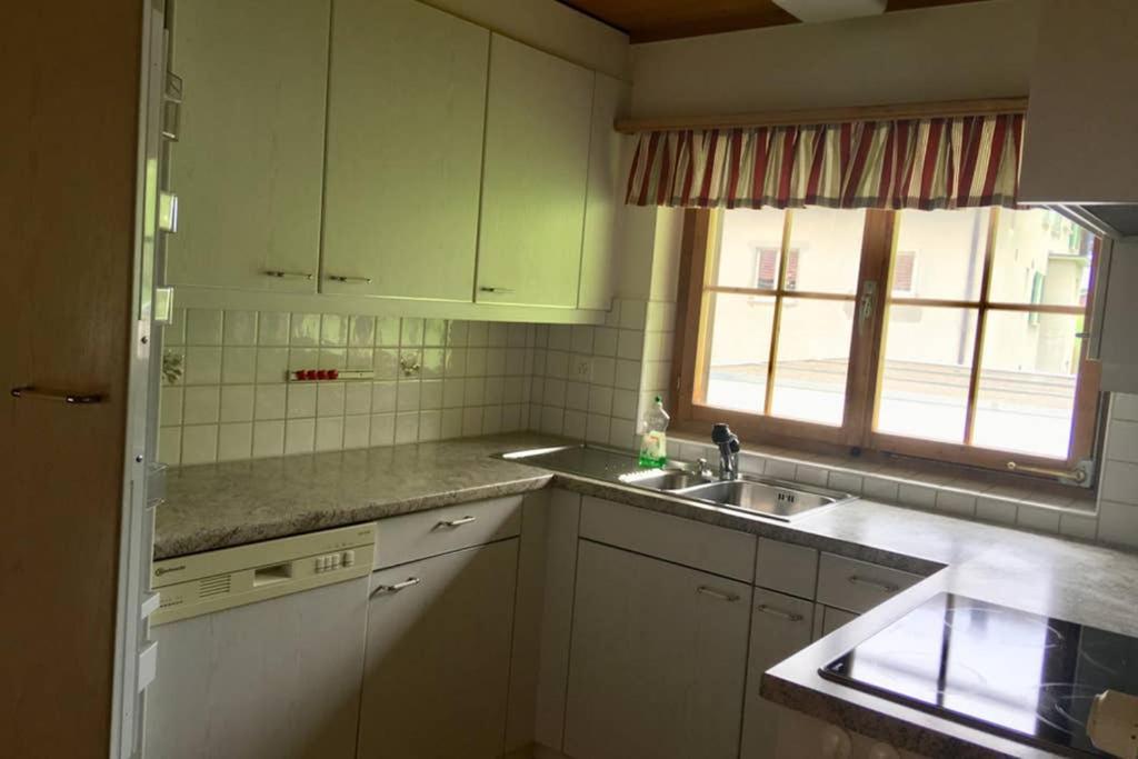 Ferienwohnung Uf Z'Enisch โคลสเตอร์ ภายนอก รูปภาพ