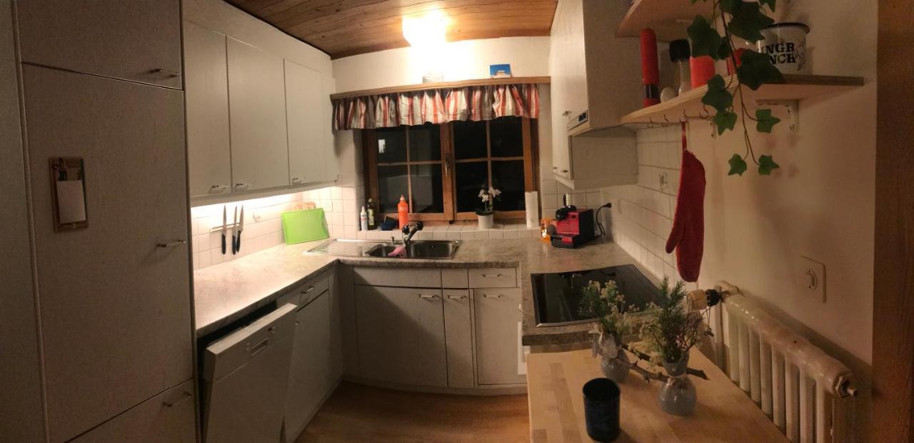 Ferienwohnung Uf Z'Enisch โคลสเตอร์ ภายนอก รูปภาพ