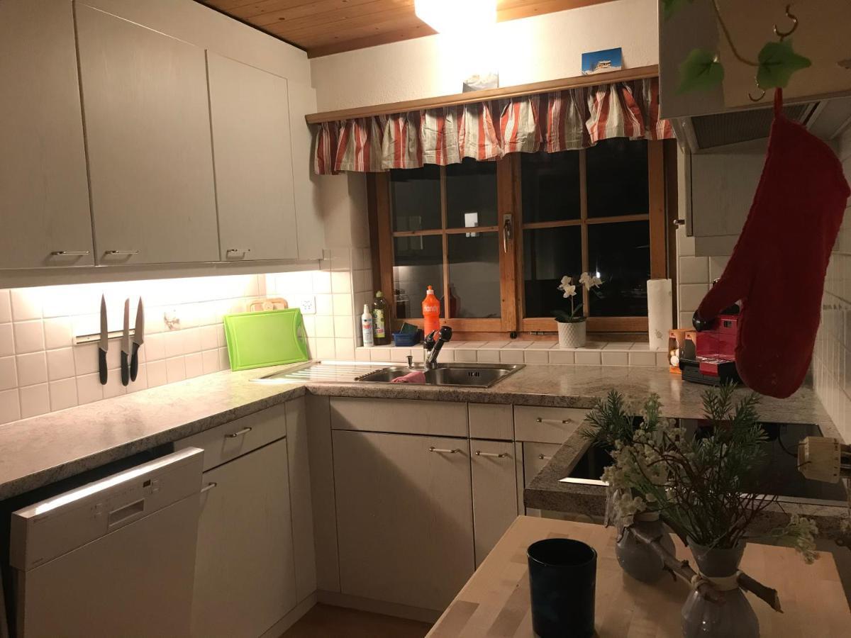 Ferienwohnung Uf Z'Enisch โคลสเตอร์ ภายนอก รูปภาพ