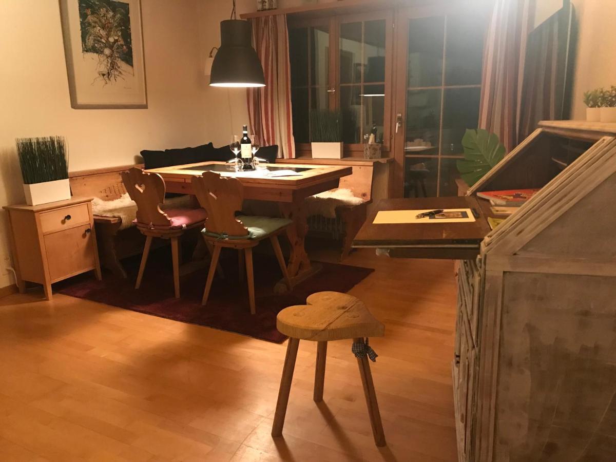 Ferienwohnung Uf Z'Enisch โคลสเตอร์ ภายนอก รูปภาพ