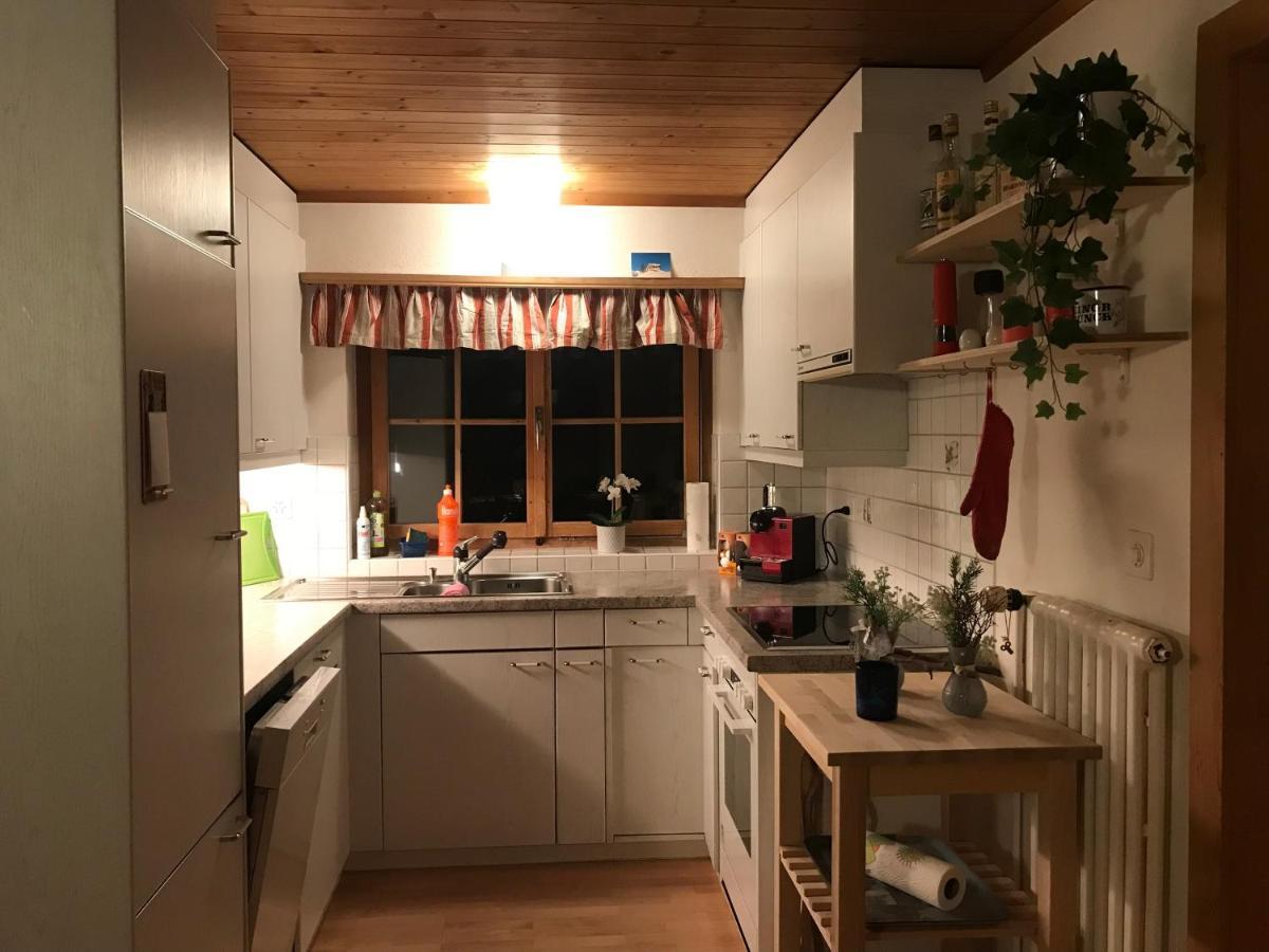 Ferienwohnung Uf Z'Enisch โคลสเตอร์ ภายนอก รูปภาพ